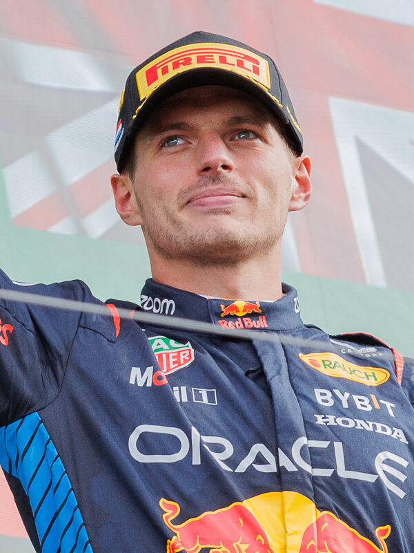 Max Verstappen tijdens de Grand Prix van Nederland 2024 op Zandvoort, een race-moment uit het F1-seizoen