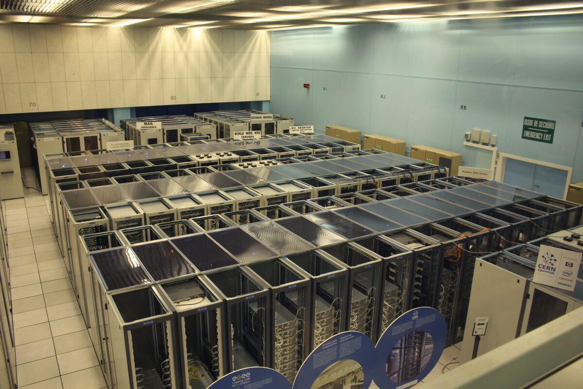 Een serverroom waar IPTV-streams worden klaargezet voor wereldwijde verzending