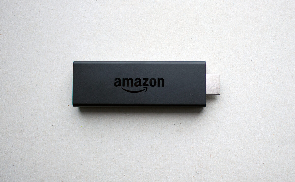 IPTV streaming device ingeplugd — typische opstelling bij diagnose van IPTV storingen